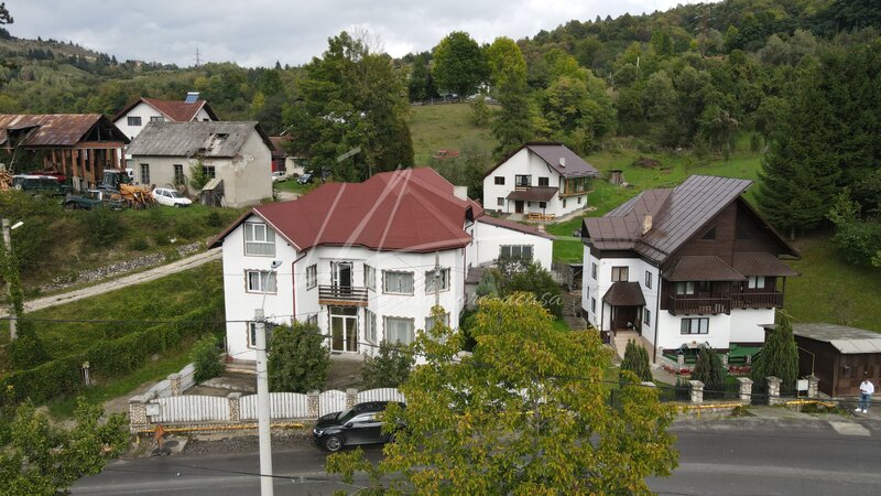 Rucar Vila- Casa de vacanta Potential turistic  8 camere